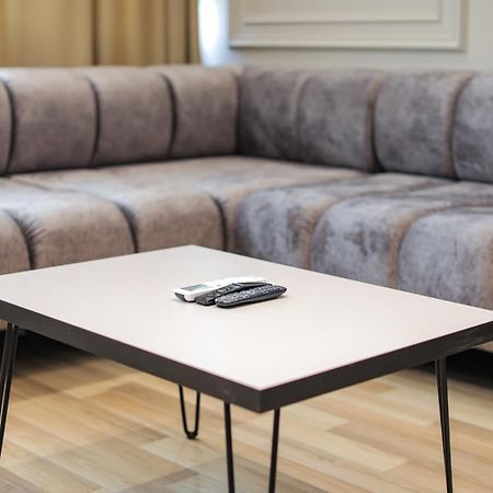 Miku Apartment -Outstanding Apartment At Taiwan Tiranë Ngoại thất bức ảnh